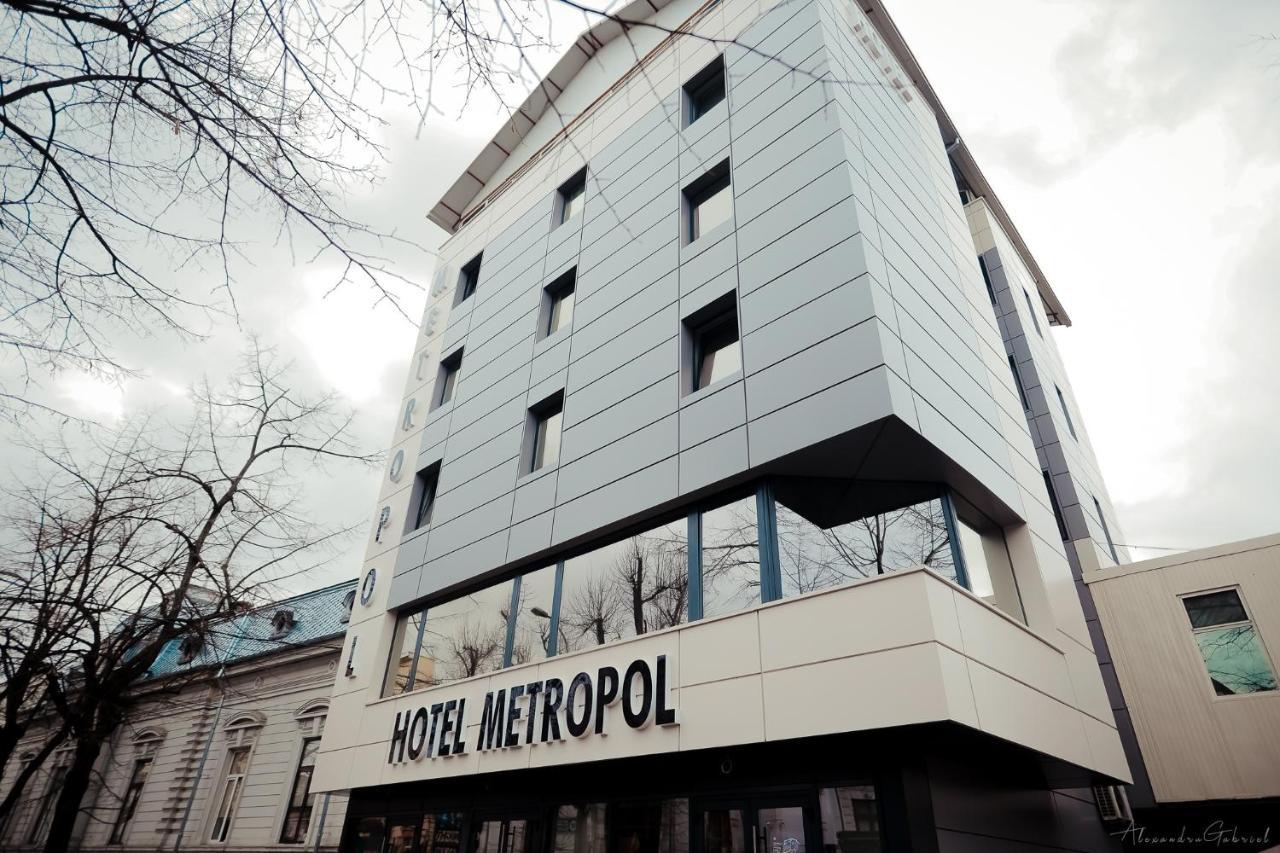 Hotel Metropol Piteşti Kültér fotó